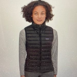 Patagonia Down Vest XS, NWT